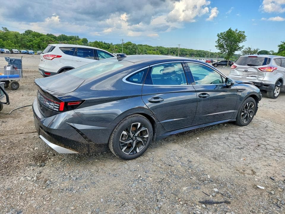 2025 HYUNDAI SONATA SEL 3