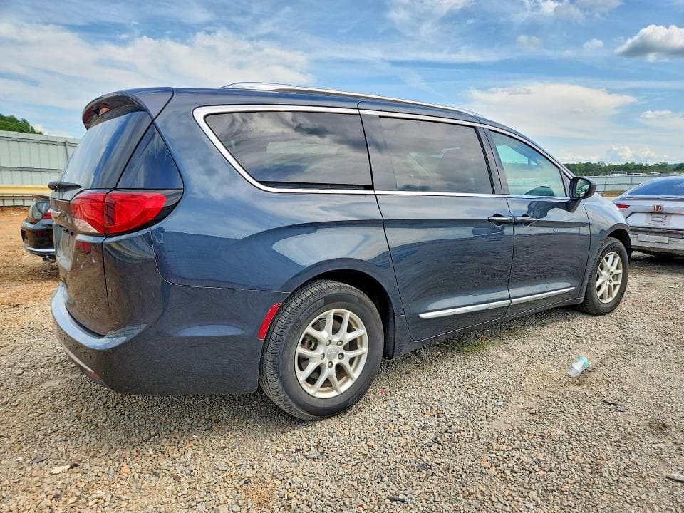 2020 CHRYSLER PACIFICA TOURING L 3