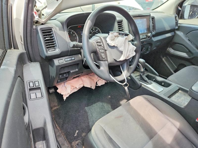 2024 NISSAN FRONTIER S 8