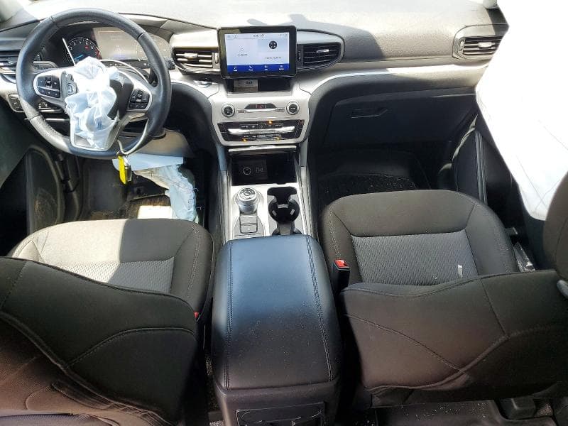 2024 FORD EXPLORER XLT 8