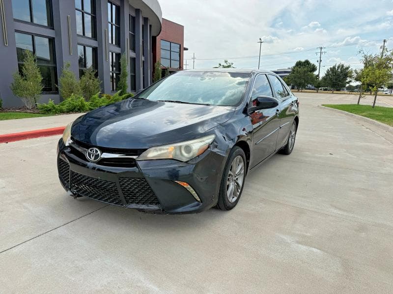 2017 TOYOTA CAMRY LE 2