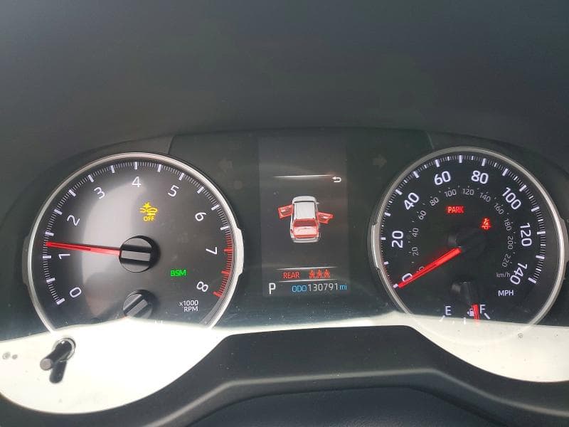 2020 TOYOTA RAV4 XLE PREMIUM 9