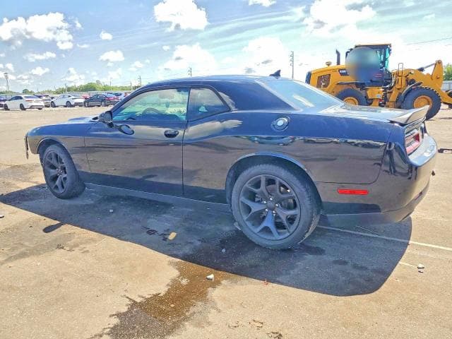2017 DODGE CHALLENGER SXT 2