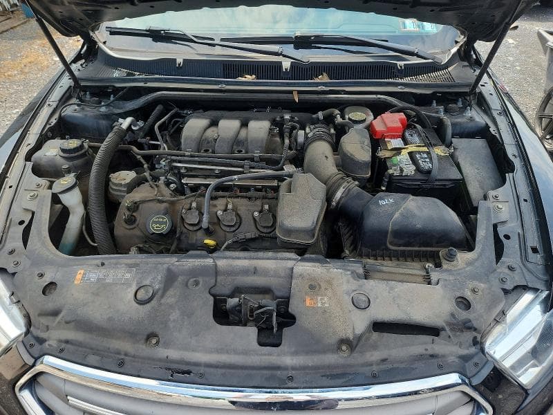 2018 FORD TAURUS SEL 11