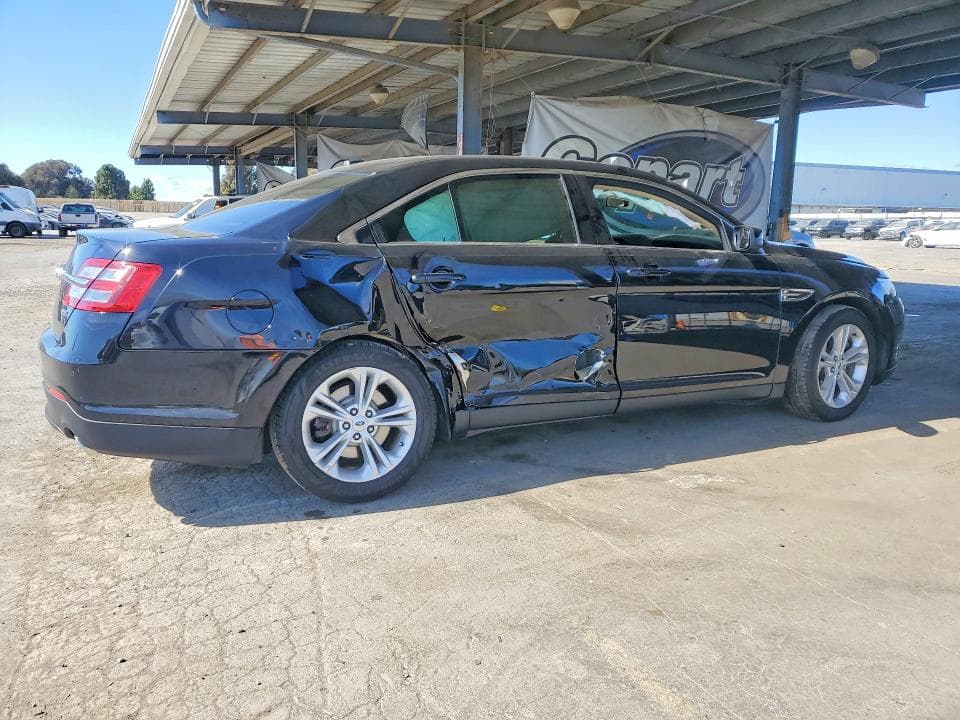 2017 FORD TAURUS SEL 3