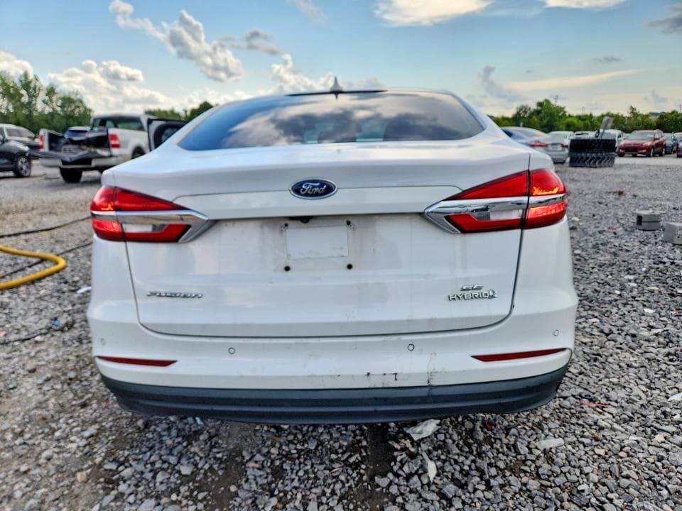 2019 FORD FUSION SE 6