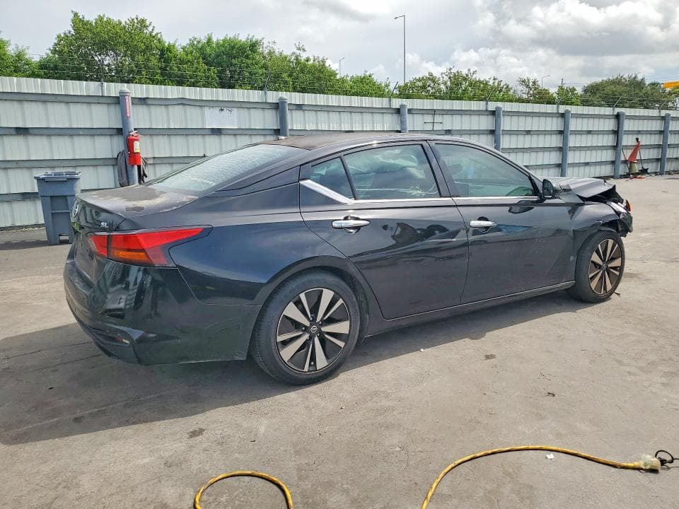 2019 NISSAN ALTIMA SL 3