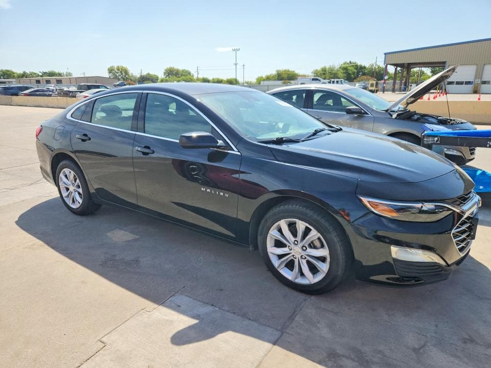 2023 CHEVROLET MALIBU LT 4