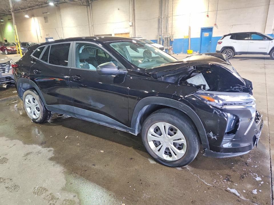 2024 CHEVROLET TRAX LS 4