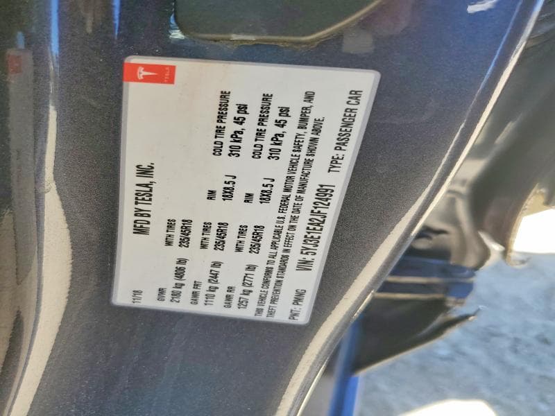 2018 TESLA MODEL 3 12