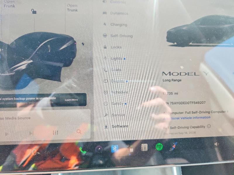 2026 TESLA MODEL Y 9