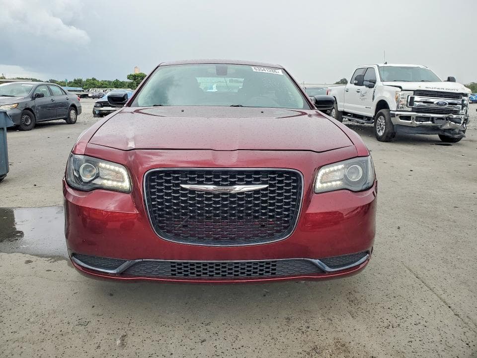 2018 CHRYSLER 300 TOURING 5