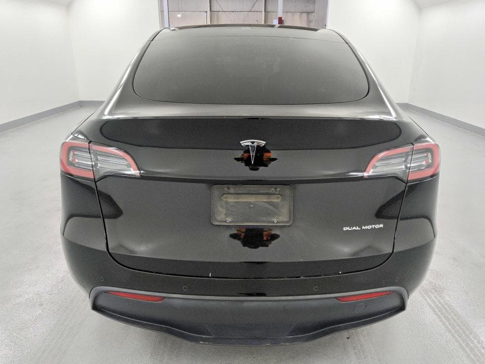 2022 TESLA MODEL Y 6