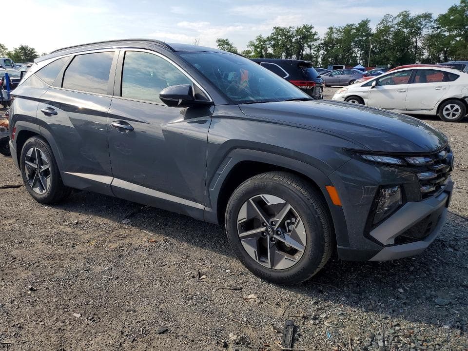 2026 HYUNDAI TUCSON SEL 4