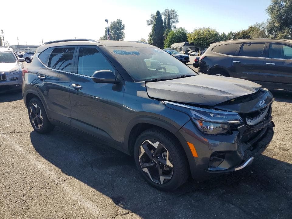 2024 KIA SELTOS EX 4