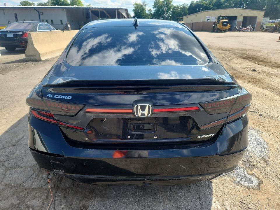 2018 HONDA ACCORD SPORT 6