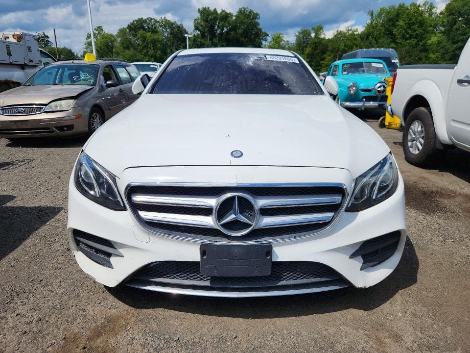 2017 MERCEDES-BENZ E 300 4MATIC 5