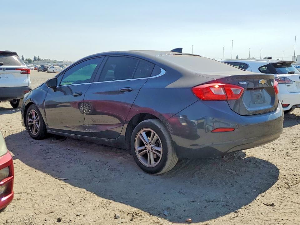 2018 CHEVROLET CRUZE LT 2
