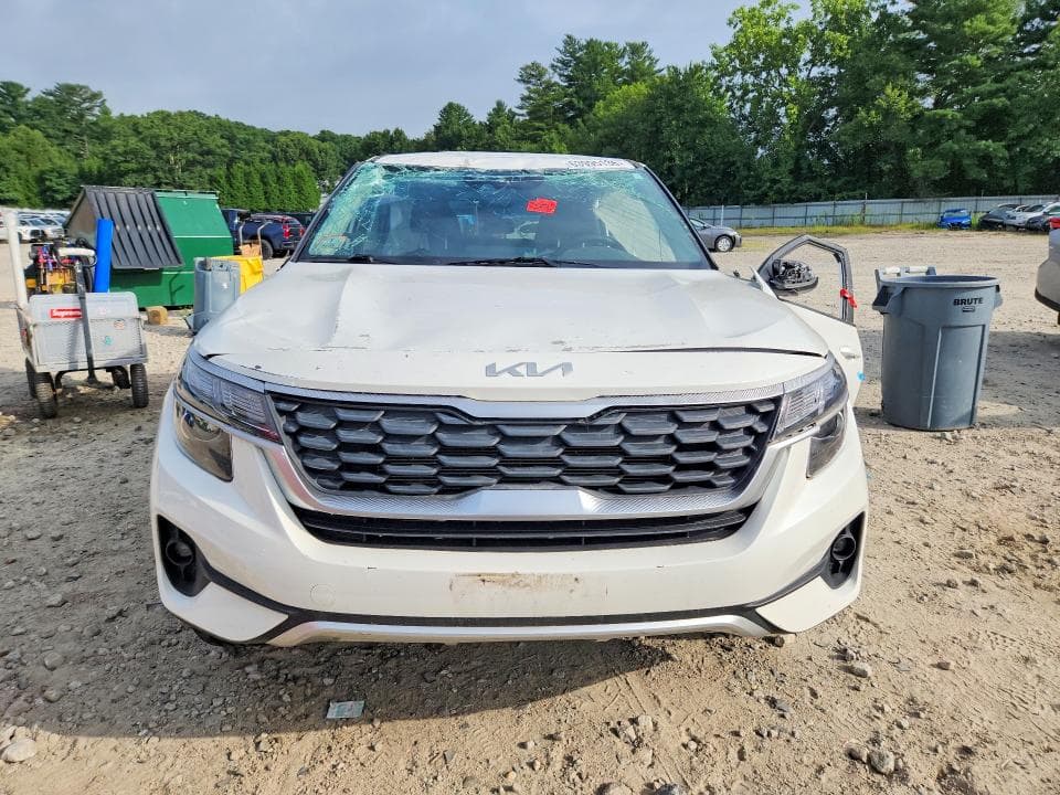 2022 KIA SELTOS LX 5