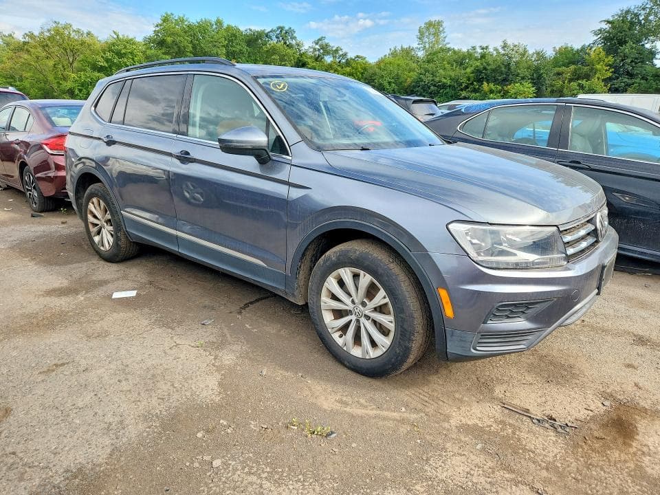 2018 VOLKSWAGEN TIGUAN SE 4