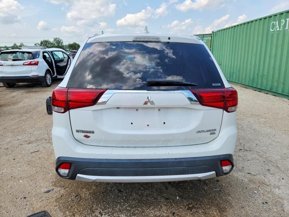 2018 MITSUBISHI OUTLANDER SE 6