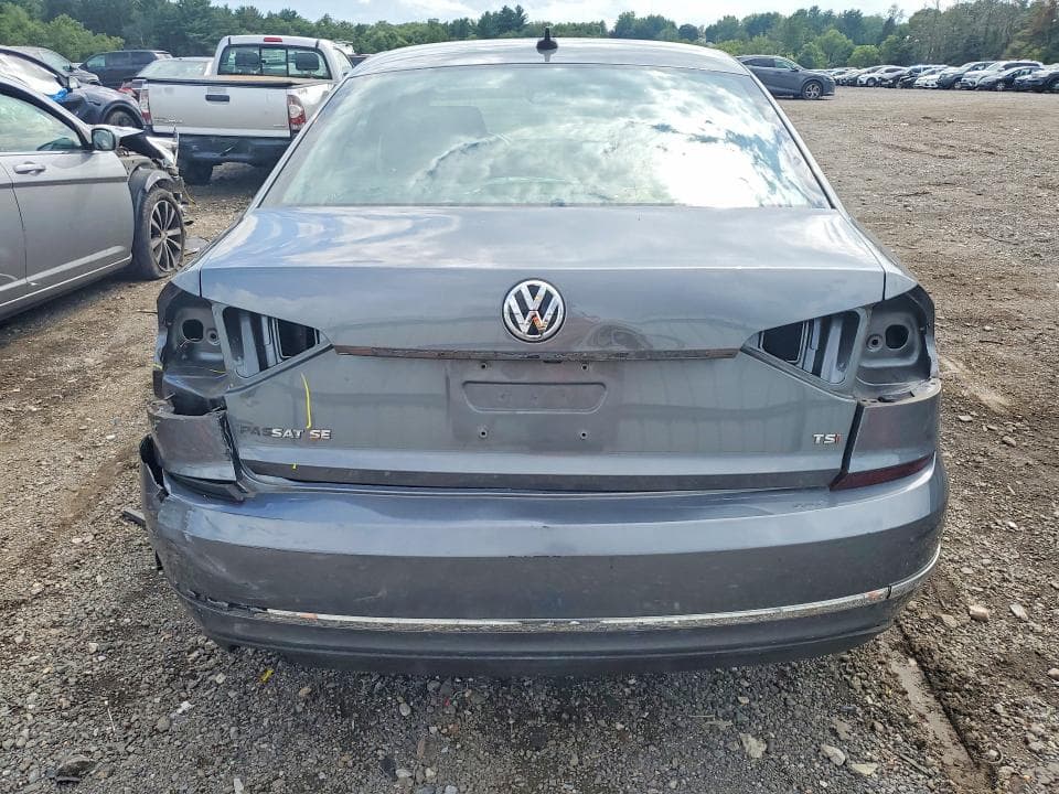 2017 VOLKSWAGEN PASSAT SE 6