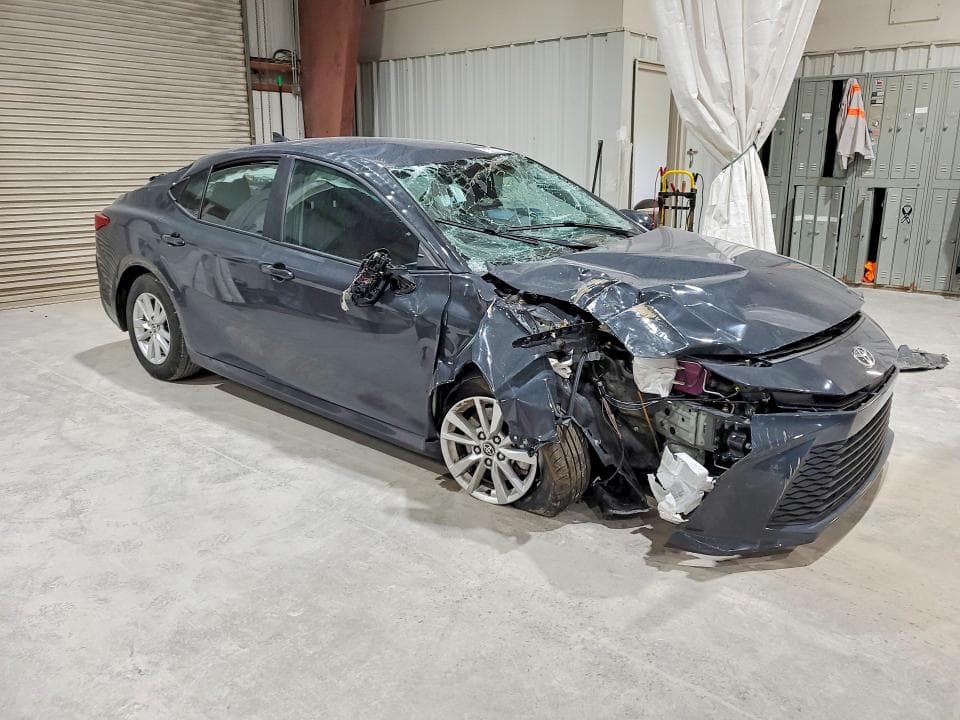 2025 TOYOTA CAMRY LE 4