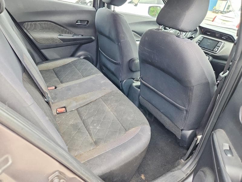 2019 NISSAN KICKS SV 11