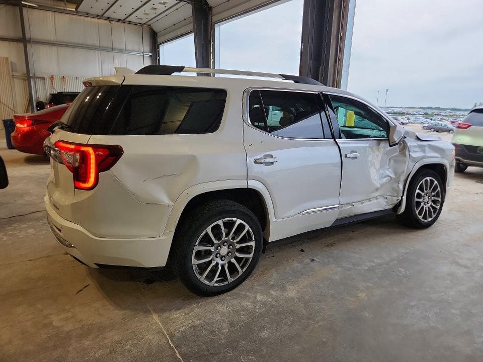 2023 GMC ACADIA DENALI 3