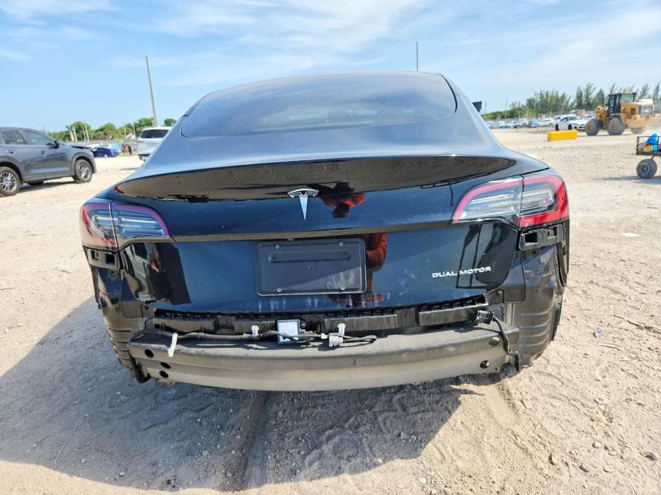2023 TESLA MODEL 3 6