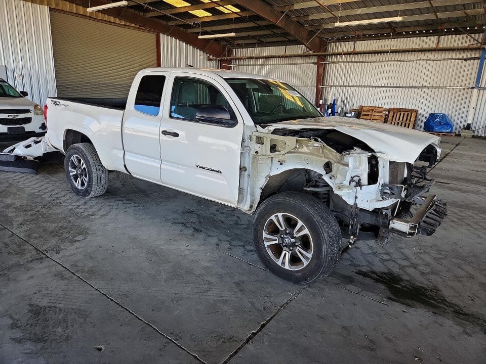 2019 TOYOTA TACOMA SR 4