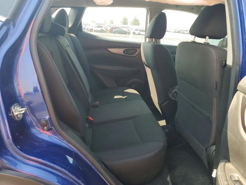 2018 NISSAN ROGUE SPORT S 11