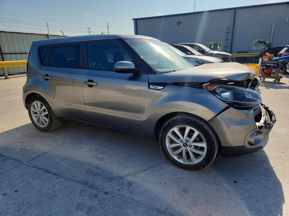 2019 KIA SOUL + 4