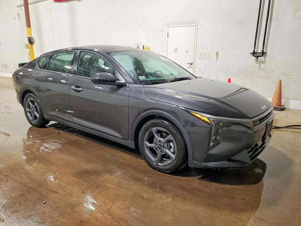 2026 KIA K4 LXS 4
