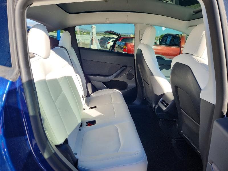 2022 TESLA MODEL Y 10