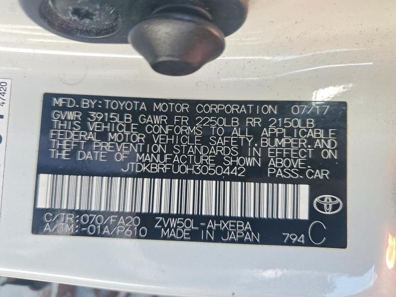 2017 TOYOTA PRIUS TWO 12
