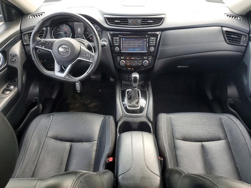 2017 NISSAN ROGUE SL 8