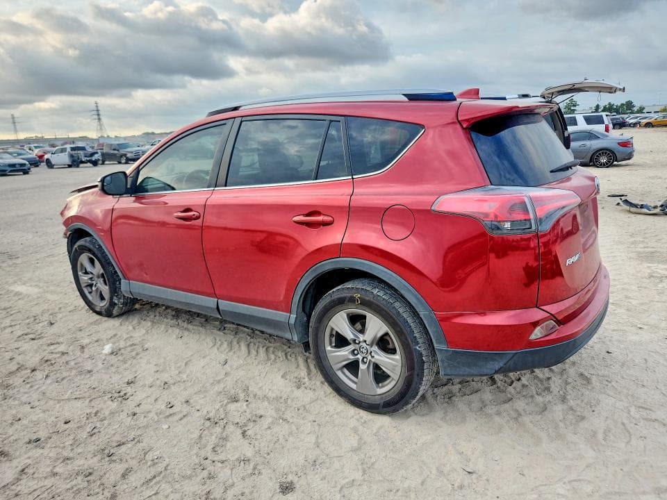 2017 TOYOTA RAV4 LE 2