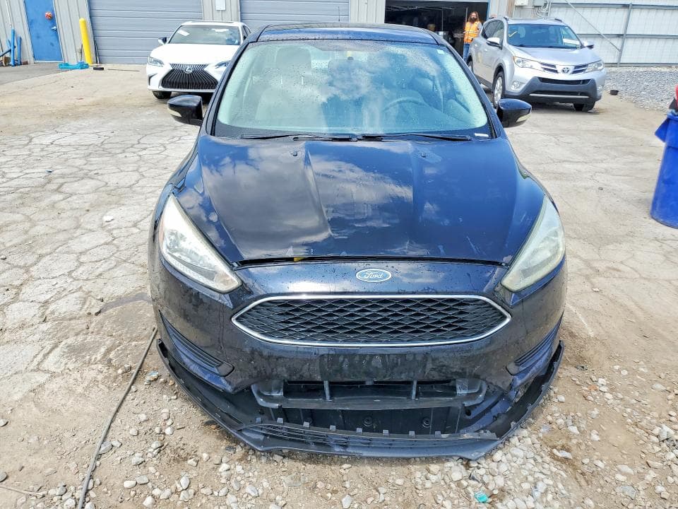 2017 FORD FOCUS SE 5