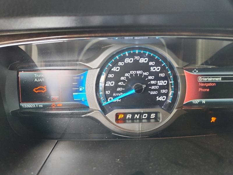 2018 FORD TAURUS LIMITED 9