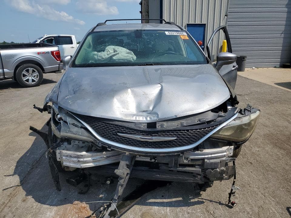 2017 CHRYSLER PACIFICA TOURING L 5