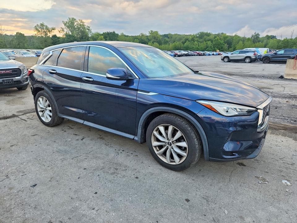 2019 INFINITI QX50 PURE 4