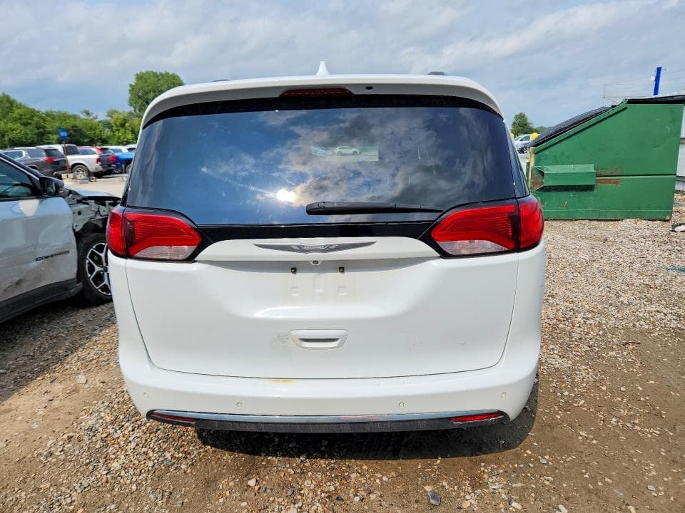 2018 CHRYSLER PACIFICA TOURING L 6