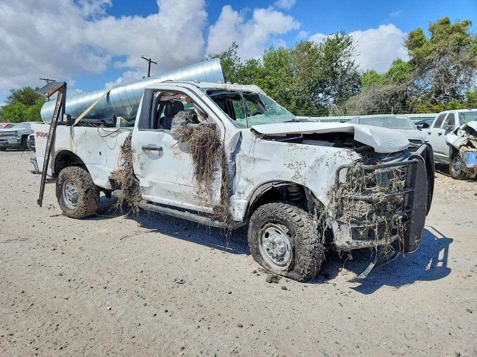 2023 FORD F250 SUPER DUTY 4
