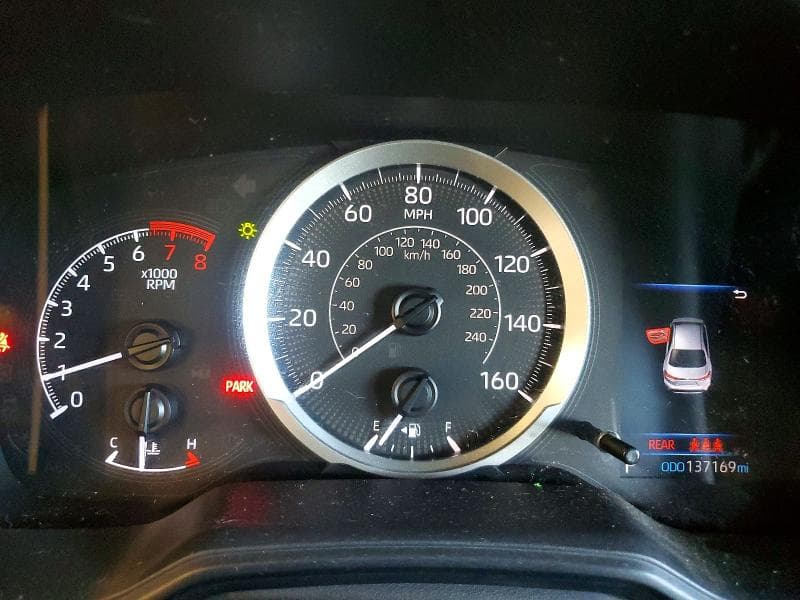 2021 TOYOTA COROLLA LE 9