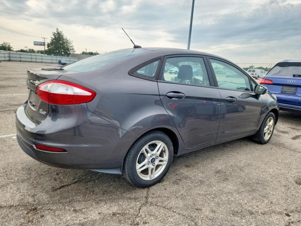2017 FORD FIESTA SE 3