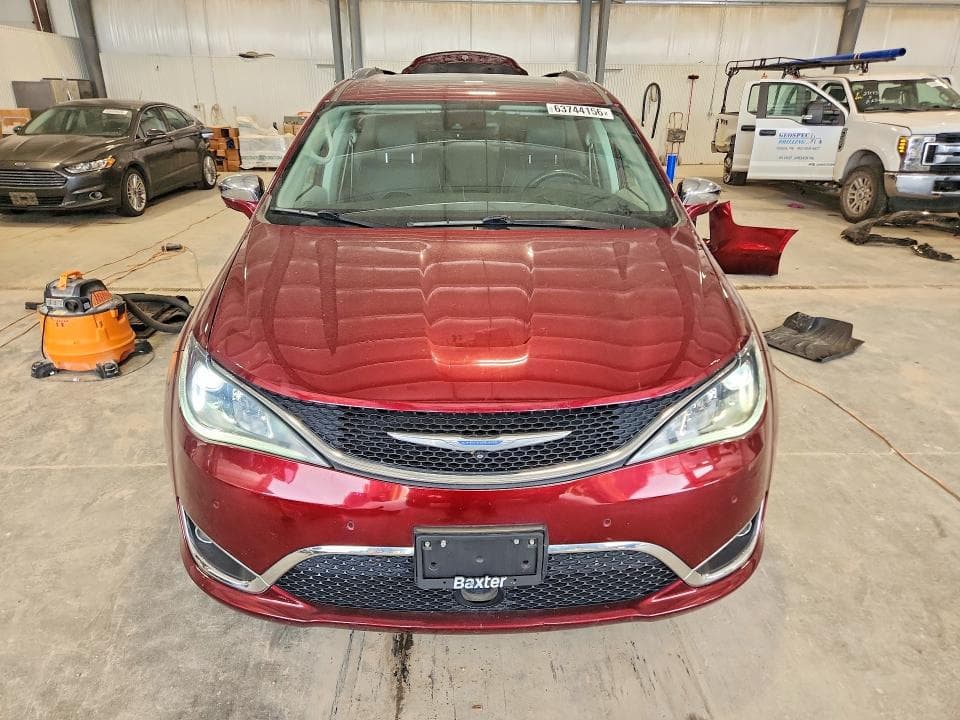 2018 CHRYSLER PACIFICA LIMITED 5