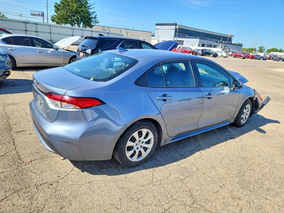 2022 TOYOTA COROLLA LE 3