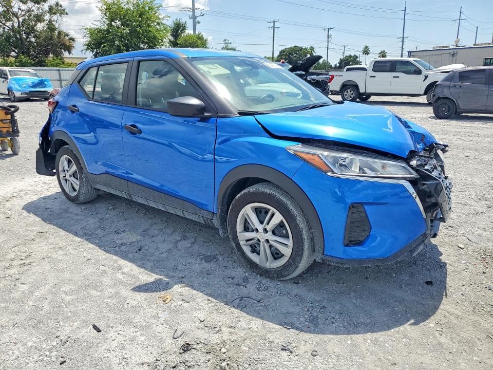 2024 NISSAN KICKS S 4