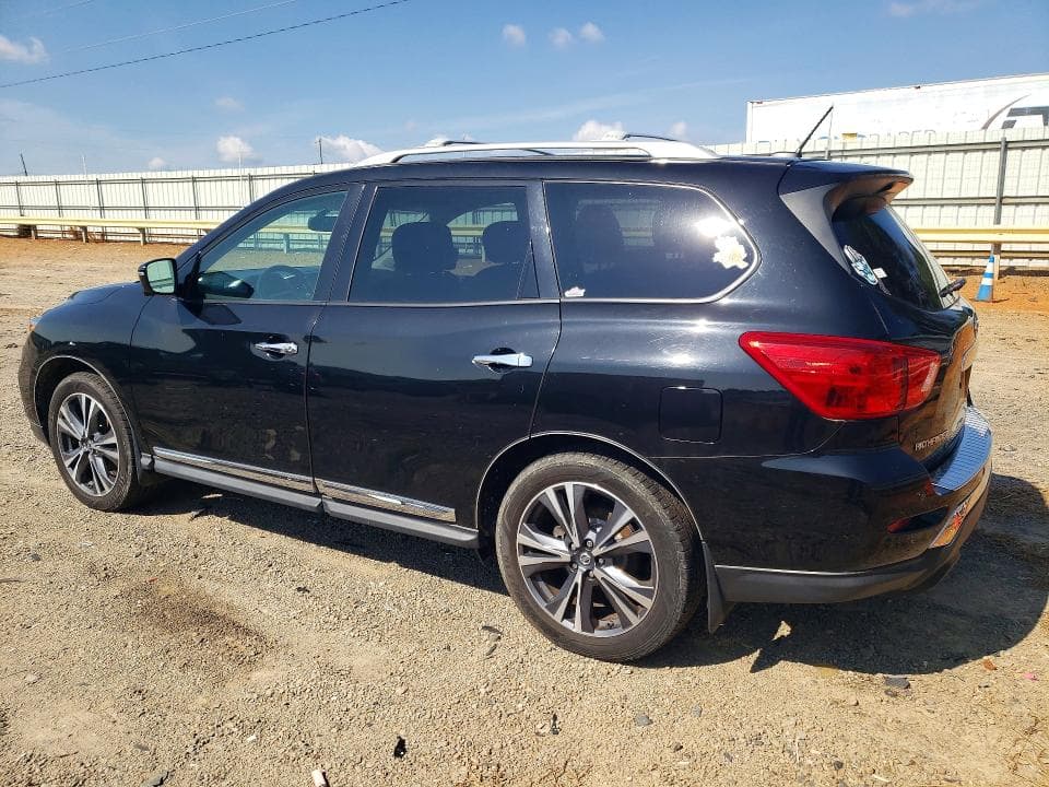 2017 NISSAN PATHFINDER PLATINUM 2